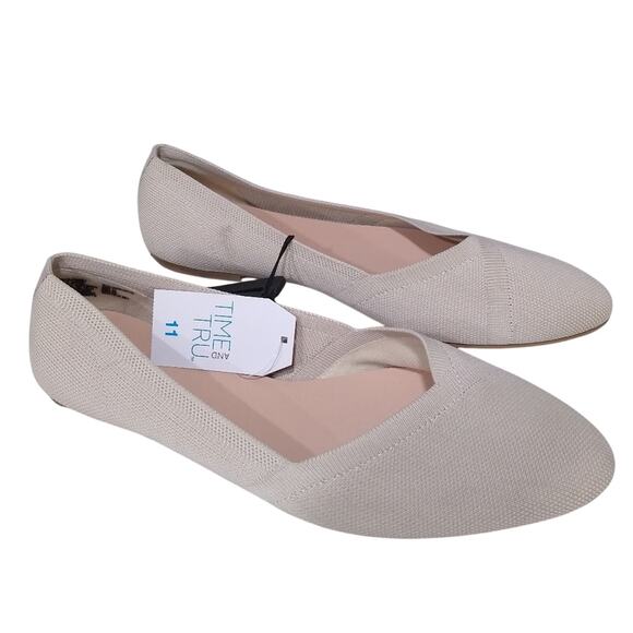 [H429] Time and Tru Cream Loafers Soft Fabric Flats, Size 11 - Picture 1 of 5